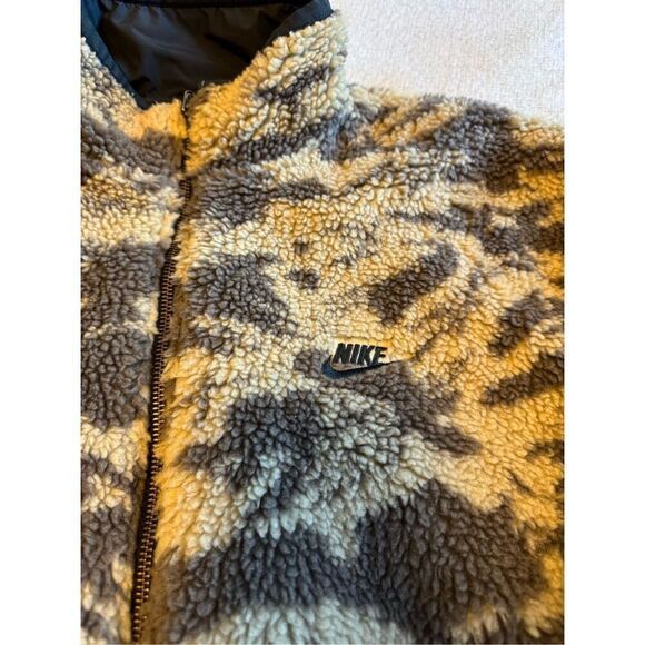 Nike Air Size Medium Sportswear Club Fleece Plus Reversible Winterized DQ4885-01 - Picture 8 of 11